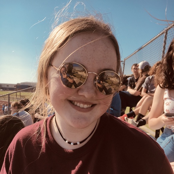 Meet your Posher, Kerigan - Picture 1 of 1